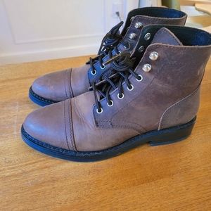 Thursday Boot Co Captain size 8 in Arizona Adobe